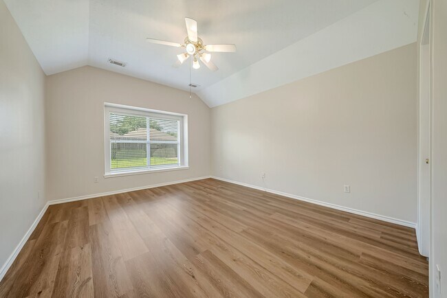 Building Photo - 15311 Bronze Leaf Ct