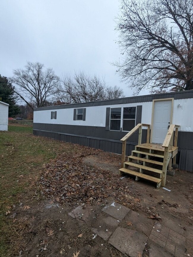 Building Photo - Glendale Mobile Home Park