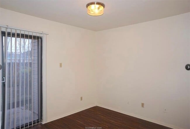 Building Photo - 1900 Dartmouth St