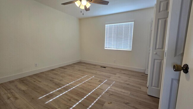 Building Photo - 1516 W 7470 S