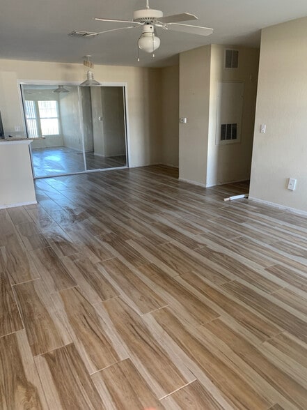 Building Photo - 1502 Lighthouse Rd