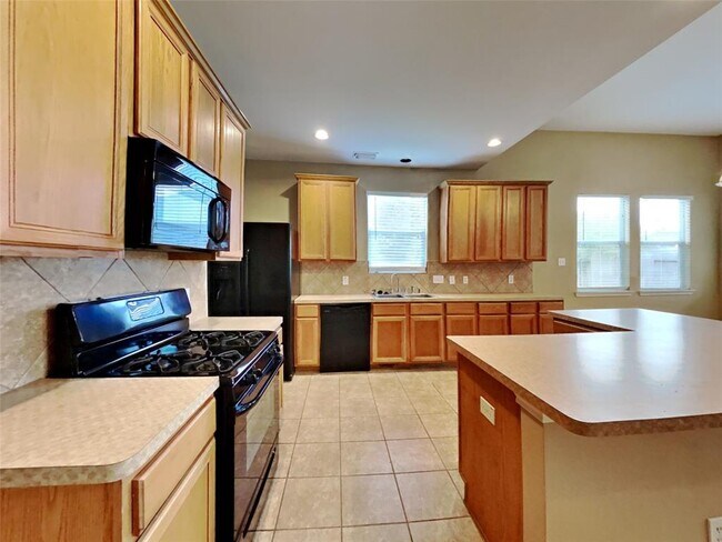 Building Photo - 12919 Palm Leaf Ct