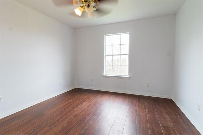 Building Photo - 3615 Legion St