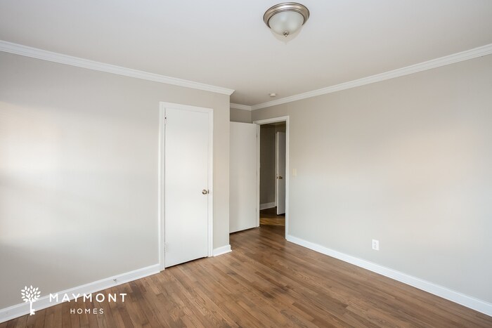 Building Photo - 302 Lydia St