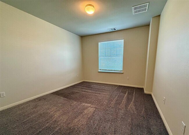 Building Photo - 4709 Giordano Dr