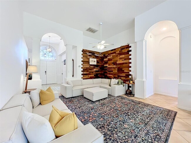 Building Photo - 2125 Emerald Green Cir