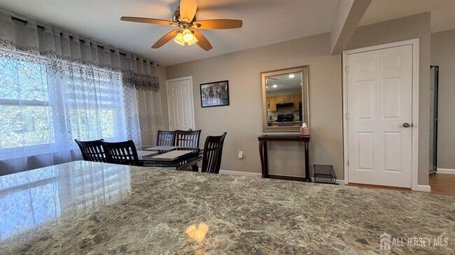 Building Photo - 363 Cranbury Rd