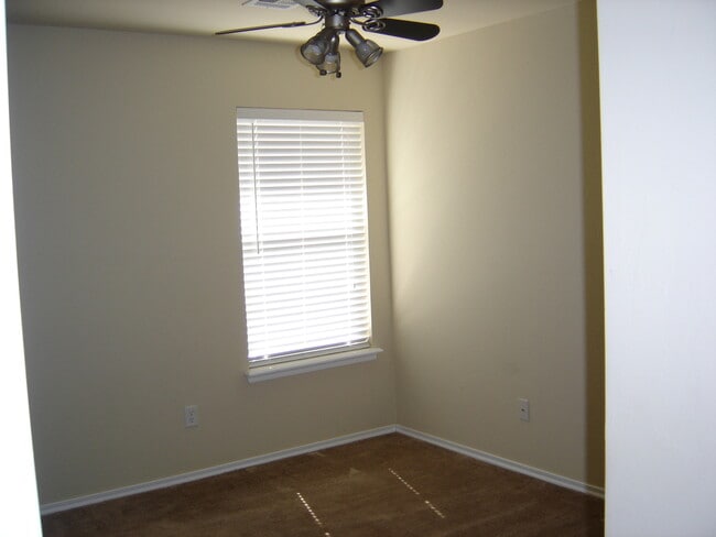 Building Photo - 18109 Calle Way