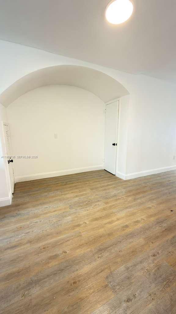 Building Photo - 1980 Biarritz Dr