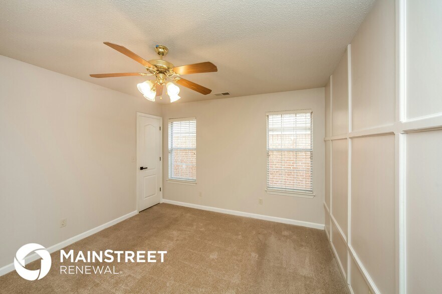 Building Photo - 9204 Lazzini Cove