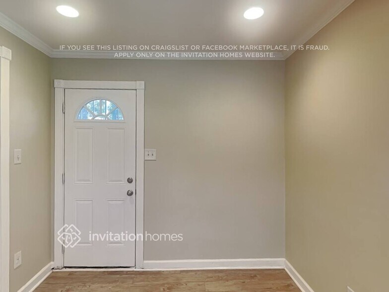 Building Photo - 2434 Main St NW