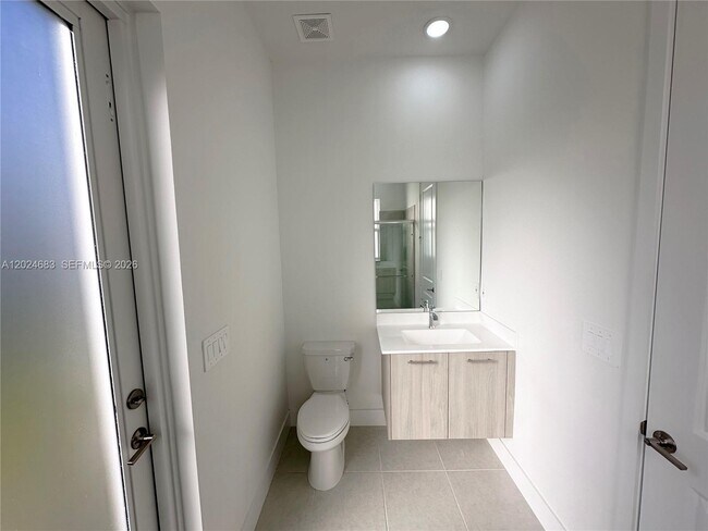 Building Photo - 12336 Green Oak Dr