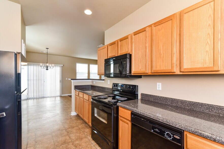 Building Photo - 3974 Cutler Donahoe Way