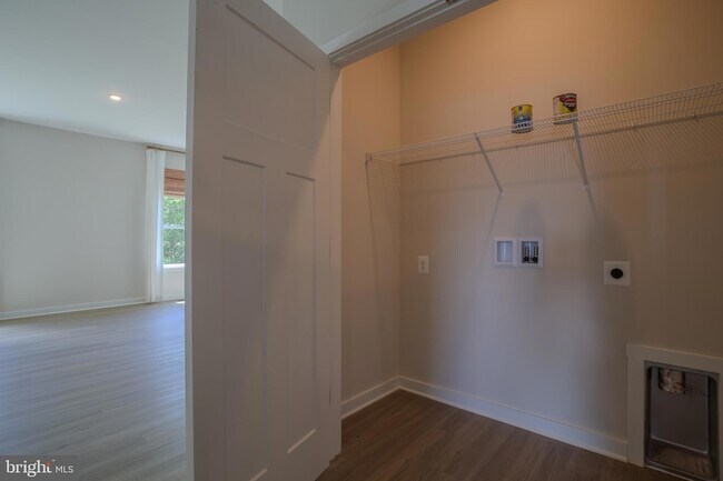 Building Photo - 79 Spatterdock Rd