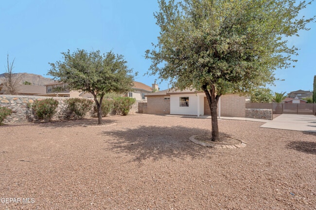 Building Photo - 6541 Dakota Ridge Dr
