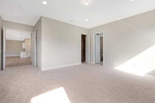 Building Photo - 13130 Addilyn Ct