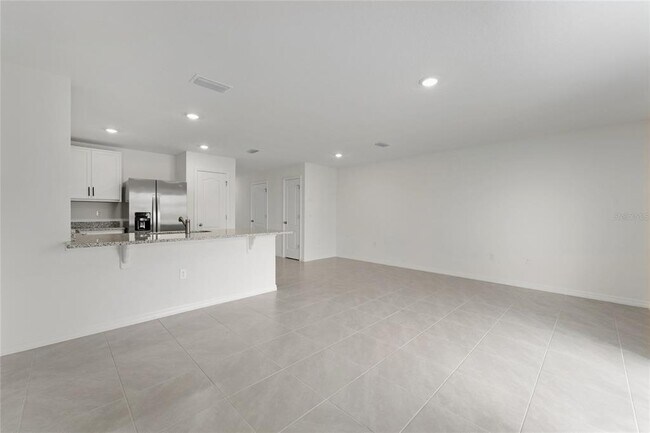 Building Photo - 6594 Leo Ln