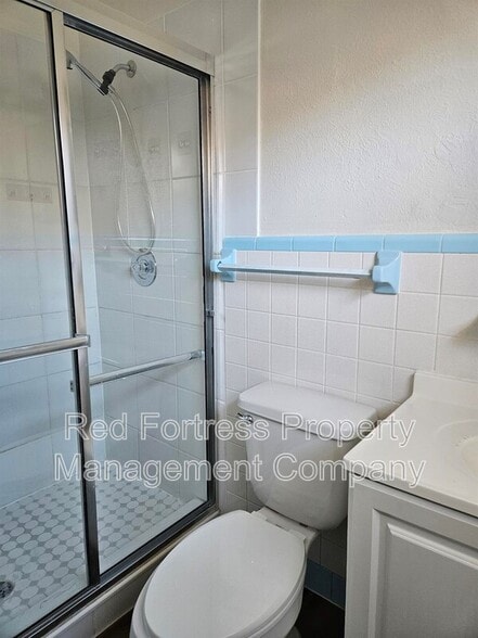 Building Photo - 2354 Willard St