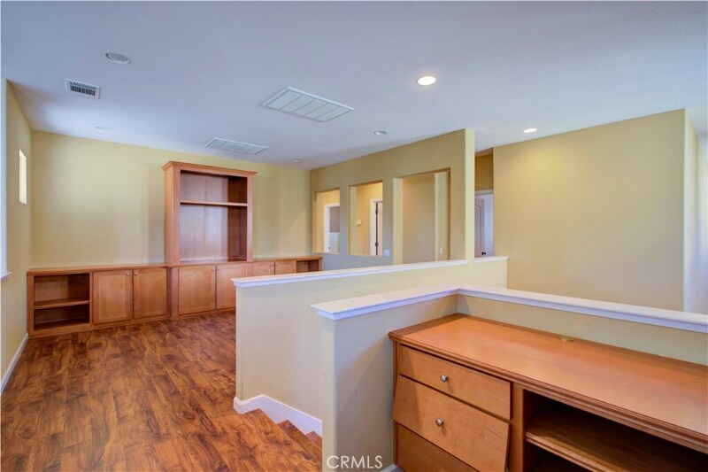 Building Photo - 1286 Avignon Dr
