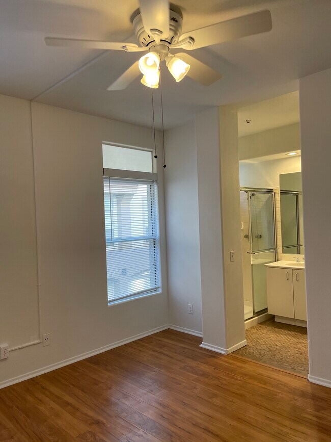 Looking into bathroom - 12602 Carmel Country Rd