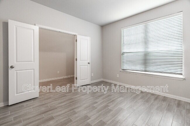 Building Photo - 675 Patriot Dr