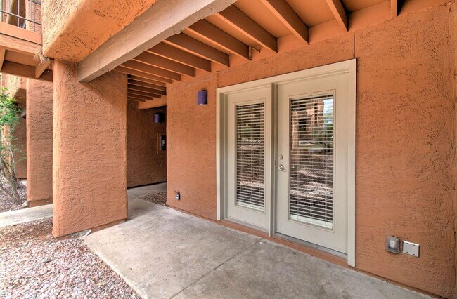 Building Photo - 4704 E Paradise Village Pkwy N