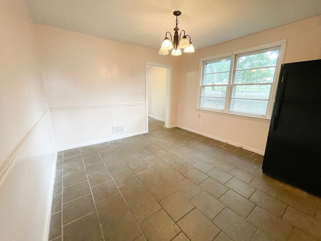 Building Photo - 331 Woodberry Rd