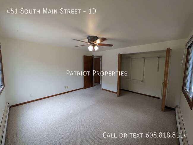 Building Photo - 451 S Main St