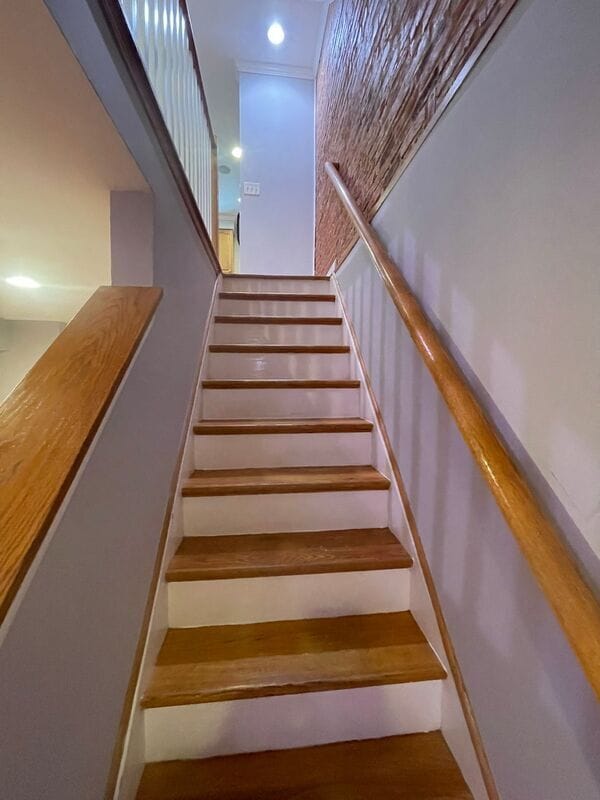 Building Photo - 111 N Rose St