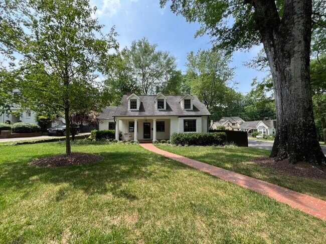 Primary Photo - 373 Hillside Ave