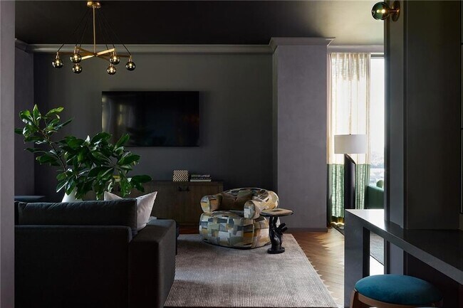 Building Photo - 1081 Juniper St NE