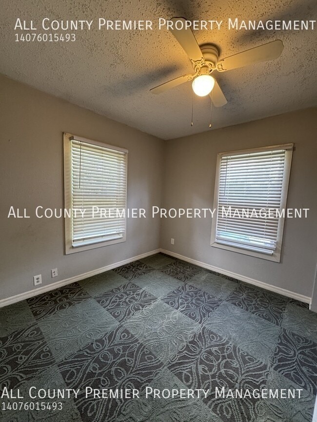 Building Photo - 1623 Grand St