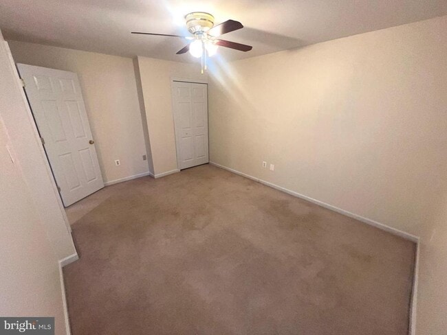 Building Photo - 9241 Greenshire Dr