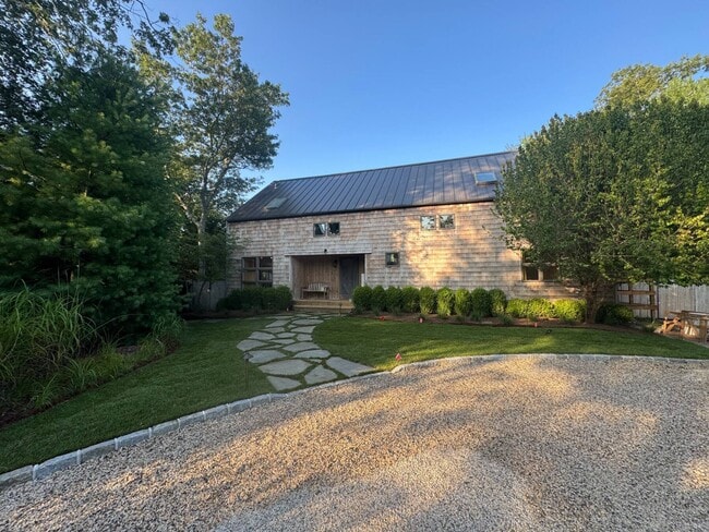 Building Photo - 97 Swamp Rd