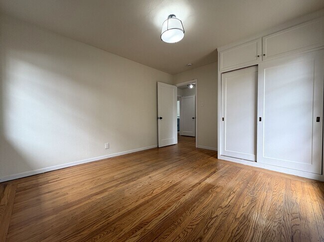Building Photo - Charming 3-Bedroom Home on Embarcadero Roa...