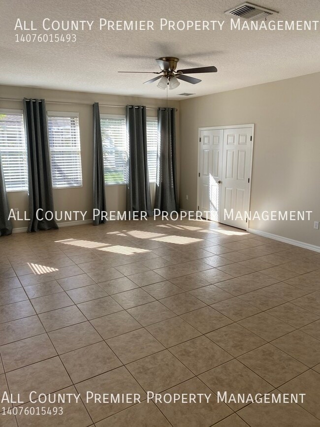 Building Photo - 4730 Blue Major Dr