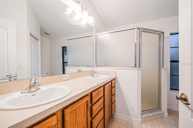 Building Photo - 2763 Athens Dr