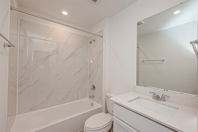 Building Photo - 6108 Artwood Fls Dr