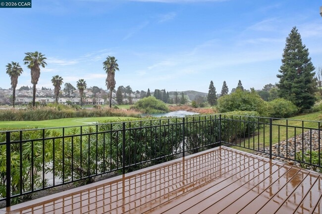 Building Photo - 30 Eagle Lake Pl