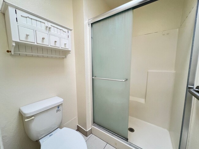 Building Photo - $500 MOVE IN SPECIAL!!!! 3 BEDROOM HOME IN PLEASANTON, CA!!!