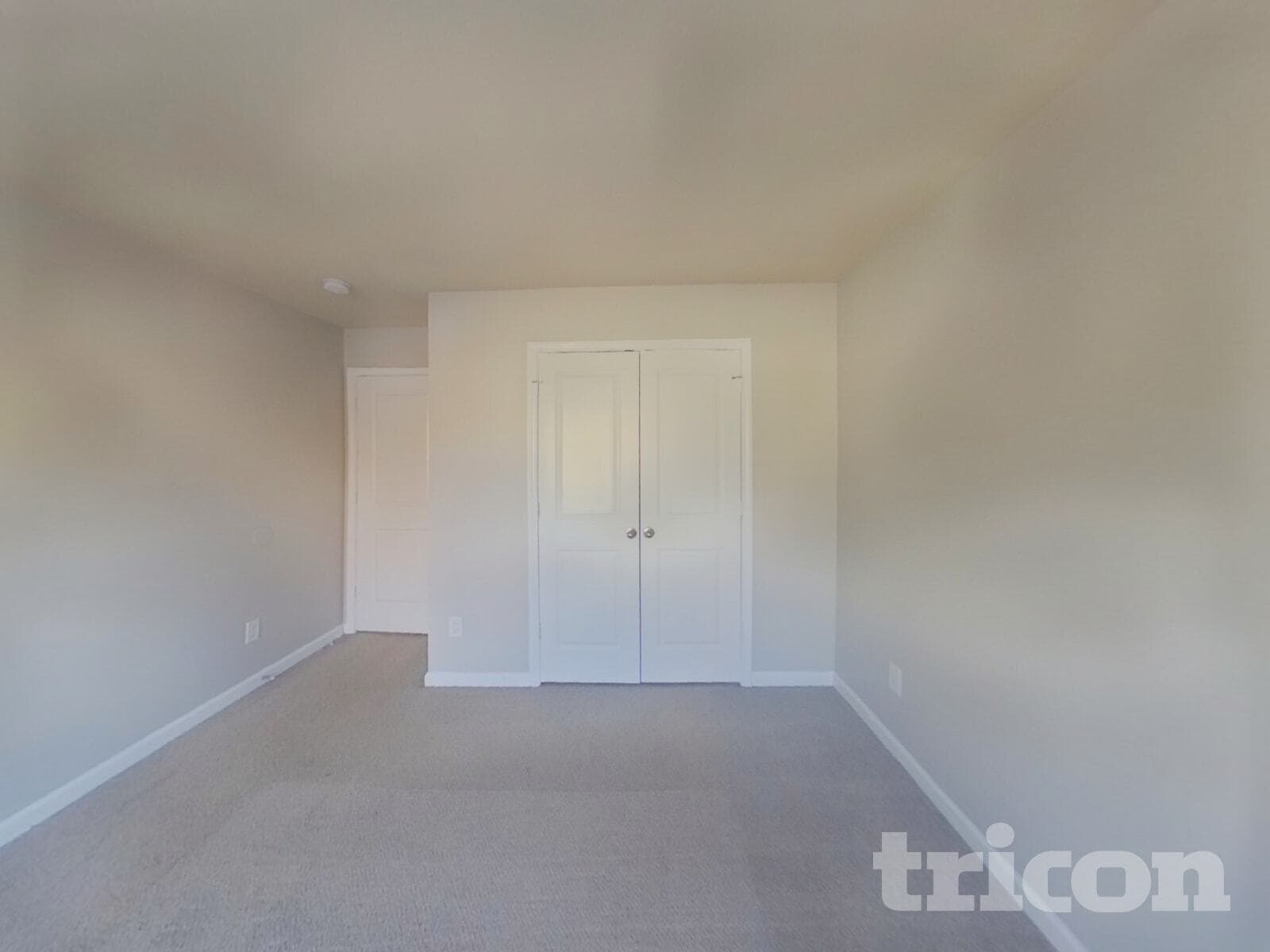 Building Photo - 207 Stillwood Dr