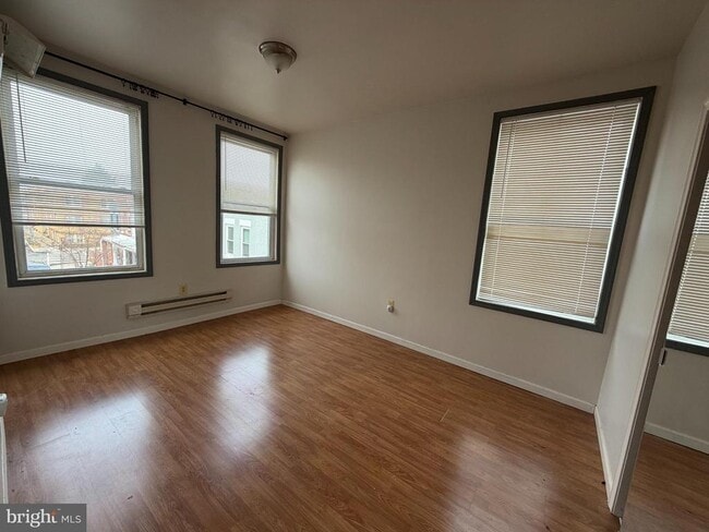 Building Photo - 600 Keefer Pl NW