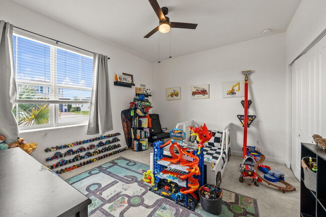 Building Photo - 7294 NW Farnsworth Cir