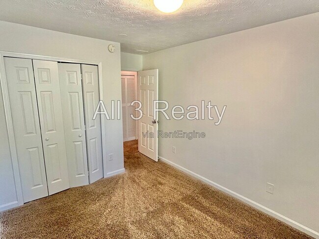 Building Photo - 6524 Mallard Cove Ln