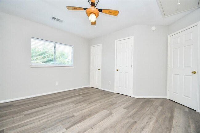 Building Photo - 5523 Poundstone Ct