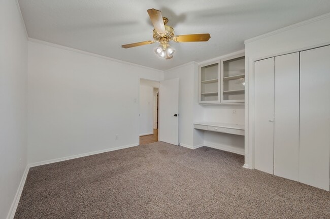 Building Photo - 3802 Sunnybrook Ln