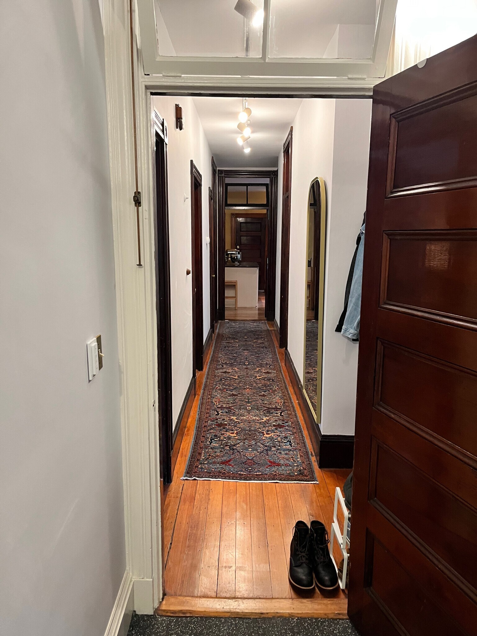 Building Photo - 119 Antrim St