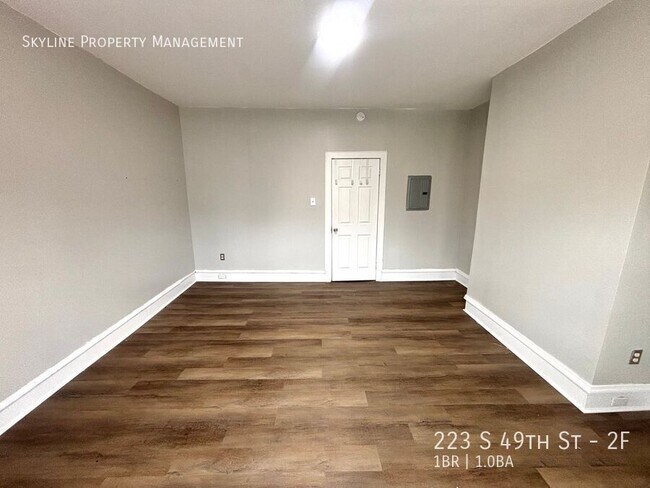 Building Photo - 223 S 49th St