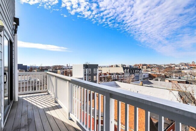 Building Photo - 2812 Georgia Ave NW