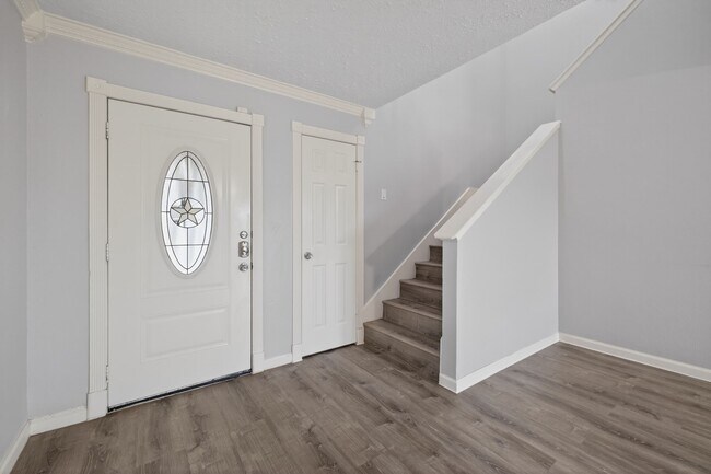 Building Photo - 22102 Calderbrook Dr